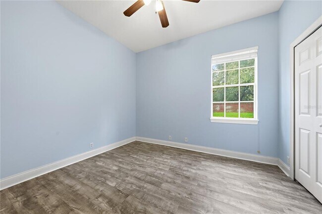 Building Photo - 11916 Camden Park Dr