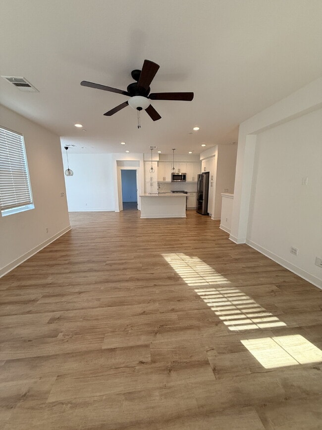 Building Photo - $3,900 - 3 Bed/ 3 Bath Modern Townhome in Santee