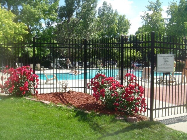 Building Photo - 3250 O'Neal Cir