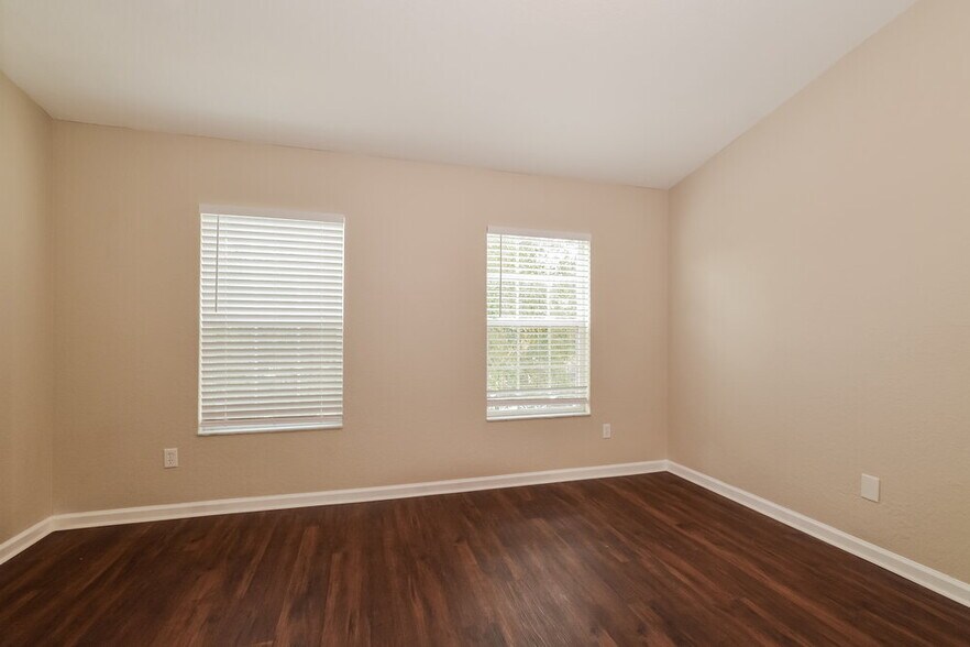 Building Photo - 1141 Purdue Ln