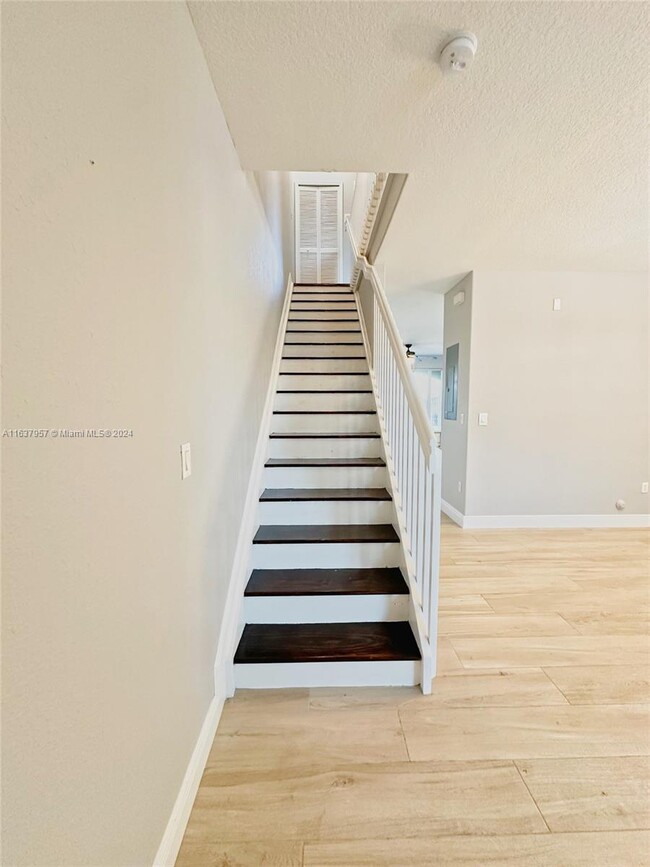 Building Photo - 15276 SW 91st Ln