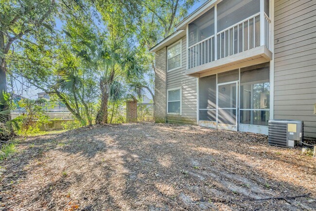 Building Photo - UCF Condo Utilities included
