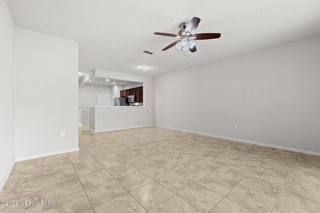 Building Photo - 6791 Roundleaf Dr
