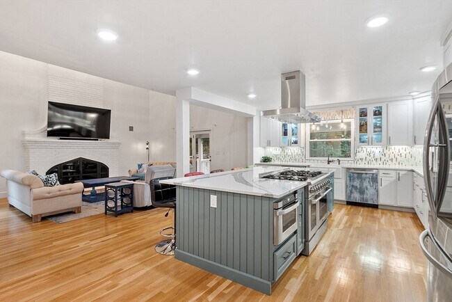 Building Photo - 34 Wildmeadow Rd