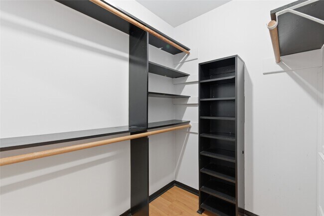 Building Photo - 12635 Ivyforest Dr