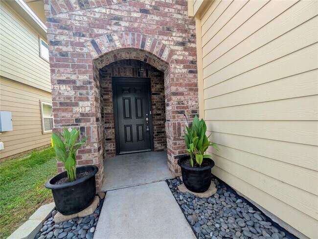 Building Photo - 3508 Wickham Ln