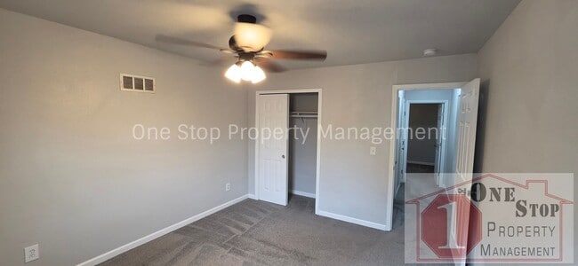Building Photo - Spacious 3 Bedroom, 1 Bathroom Duplex for Rent in Independence, Missouri