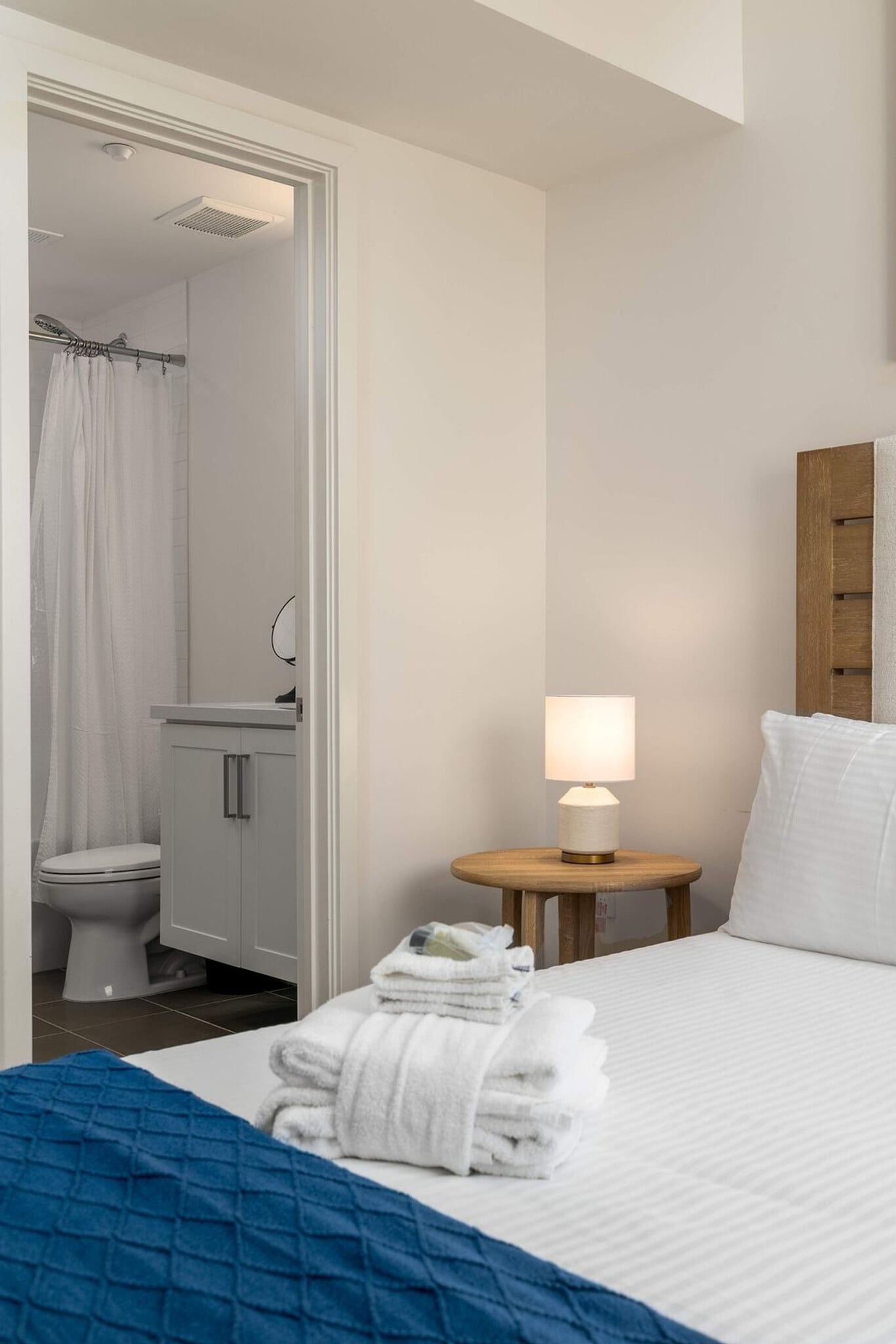 Building Photo - 551 Hawthorn St