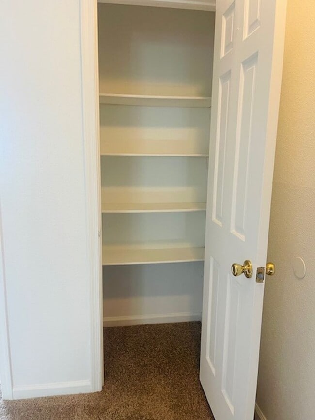Building Photo - VIRGINIA BEACH - OCEANFRONT FOR RENT!