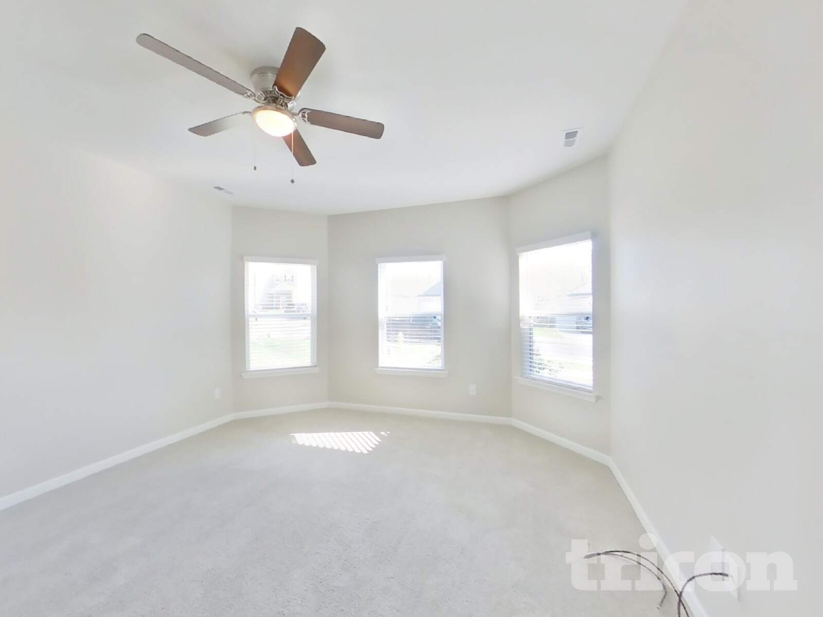 Building Photo - 126 Harvest Cir