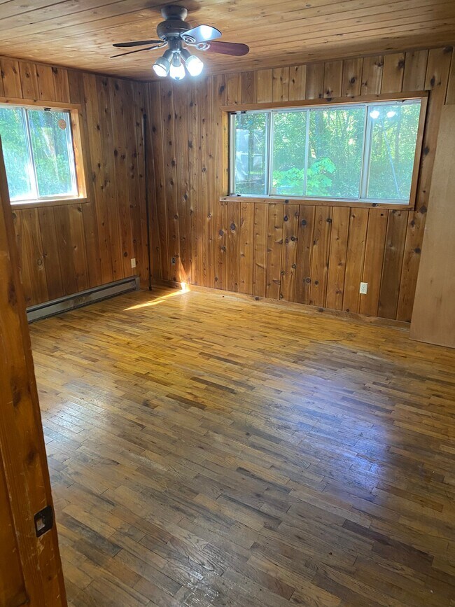 Building Photo - 35227 E Lacomb Rd