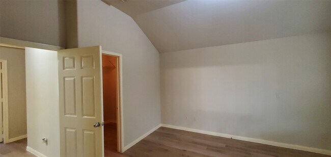 Building Photo - 16331 Woma Ct