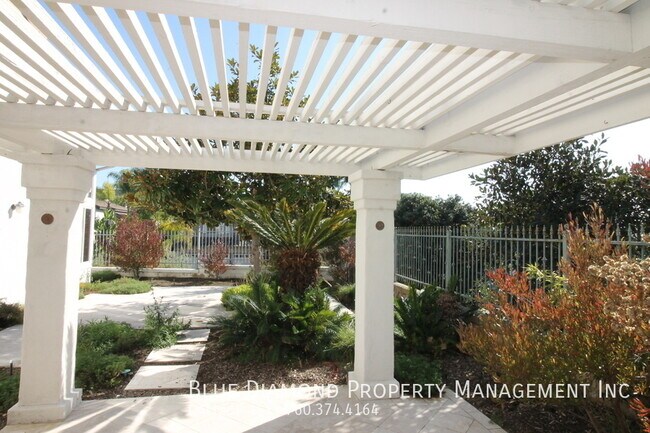 Building Photo - 1763 Blackbird Cir