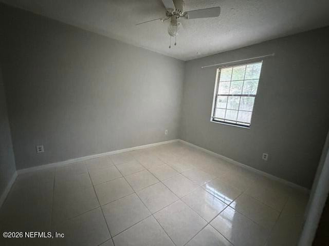 Building Photo - 3046 Blue Heron Dr S