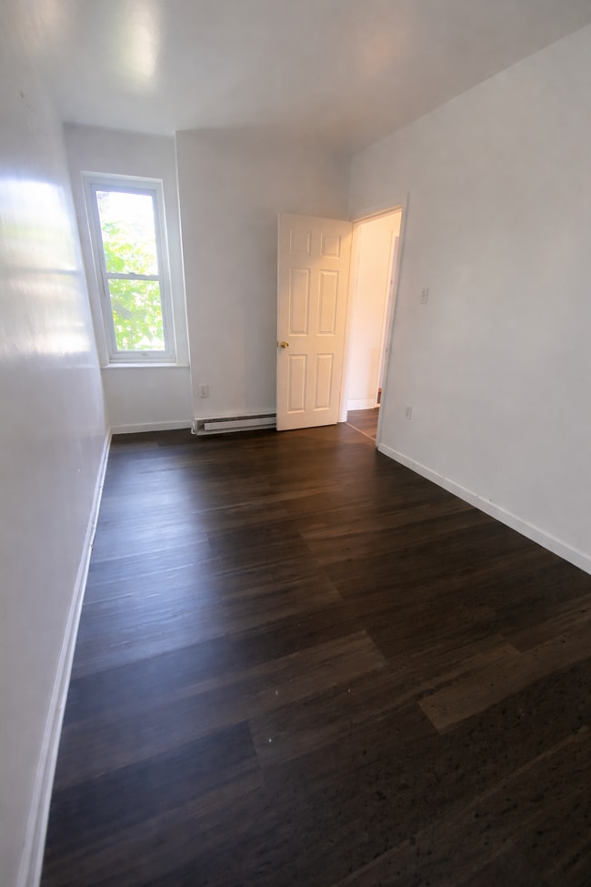 Building Photo - 3458 N Bodine St