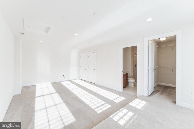 Building Photo - 3104 Magellan Ct