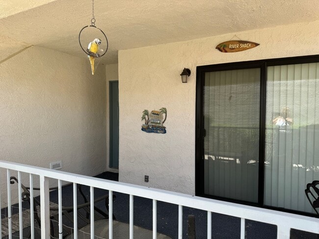 Building Photo - SHORT TERM WINTER RENTAL 1-BR Condo with Private Dock at Rio Vista