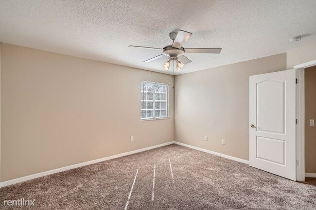 Building Photo - 4 br, 3.5 bath House - 4111 Balington Dr UNIT