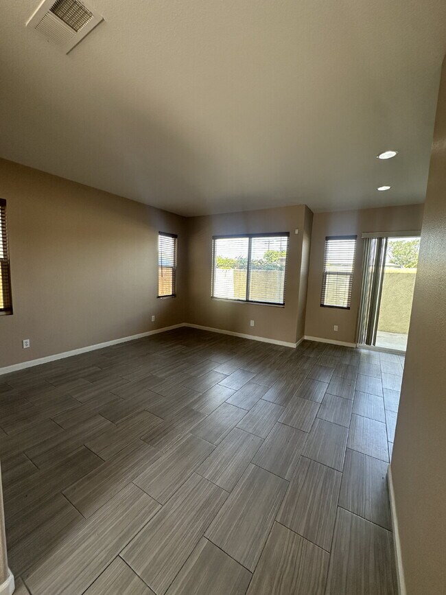 Building Photo - $3,750- 3 Bed / 3 Bath Home in National City