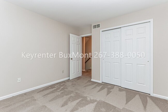 Building Photo - Makefield Glen 2-bedroom, 1.5-bath townhome