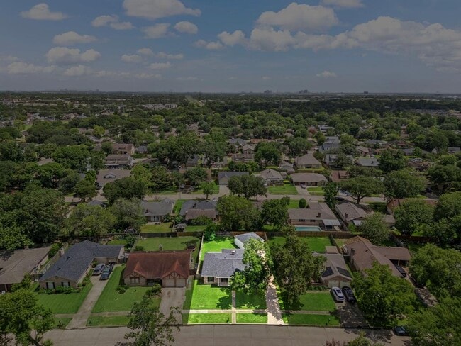 Building Photo - 11506 Hornbrook Dr