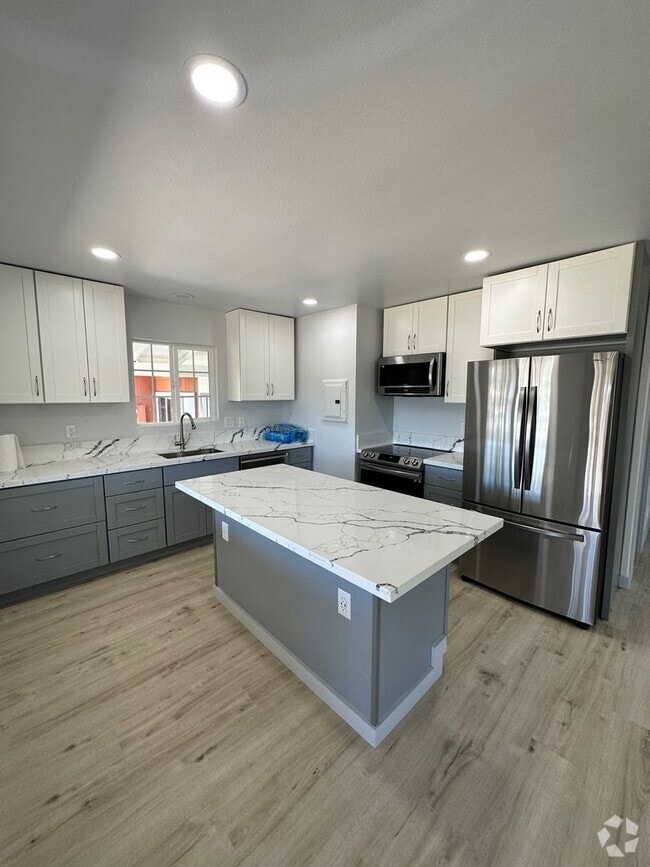 Building Photo - Napili Three Bedroom