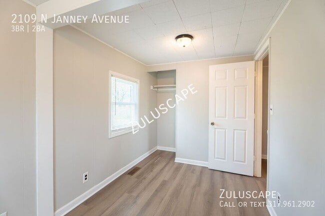 Building Photo - 2109 N Janney Ave