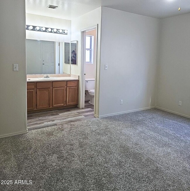 Building Photo - 7060 E Burro Ln
