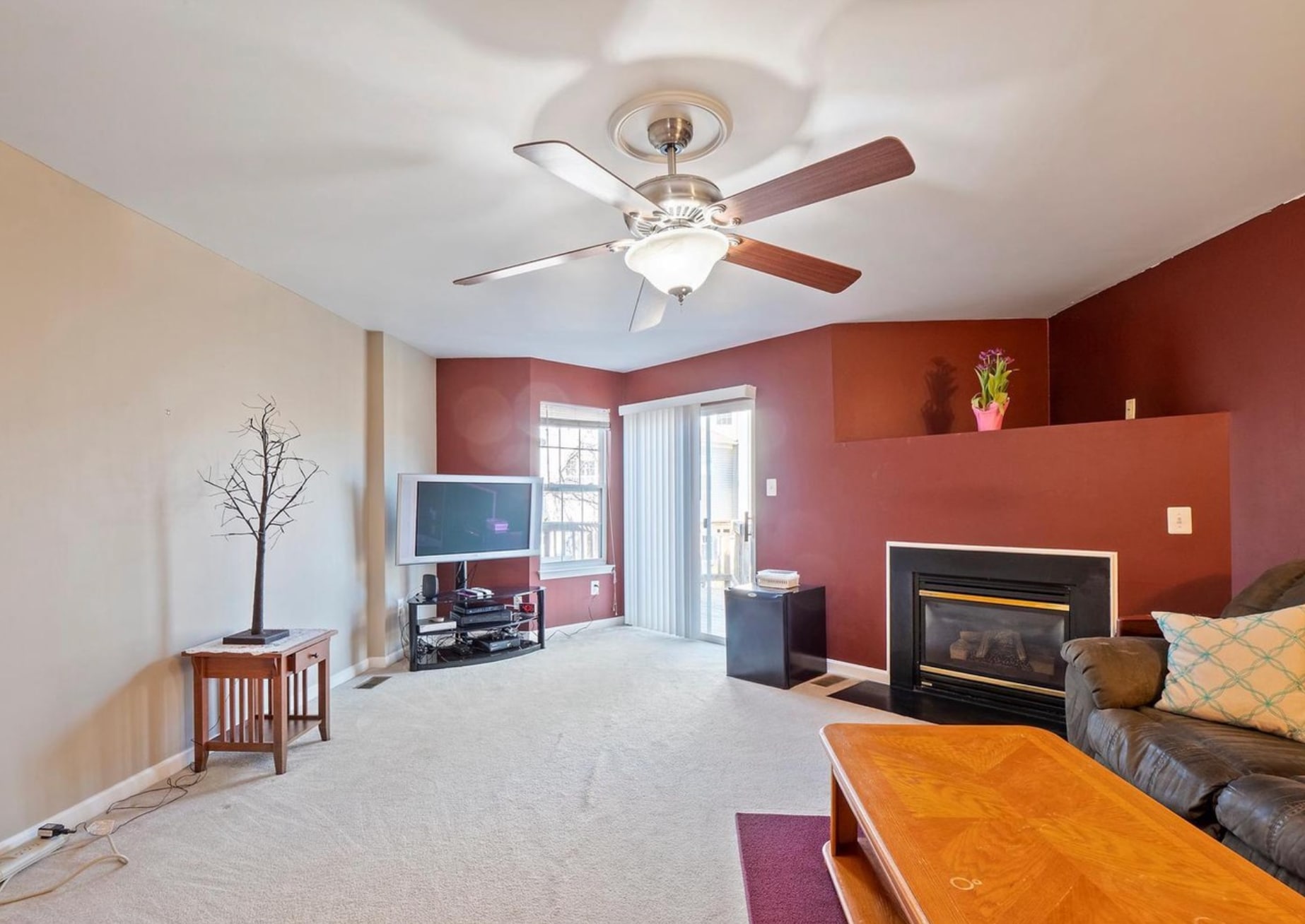 Building Photo - 43036 Demerrit St