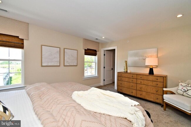 Building Photo - 200 Souders Wy