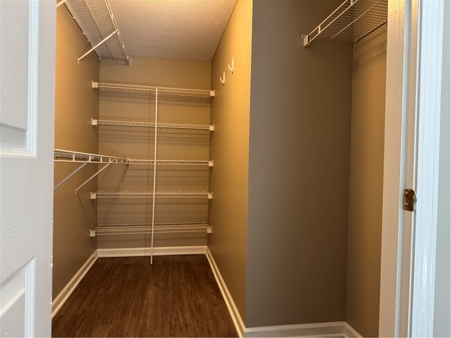 Building Photo - 39 Captains Cove Ln