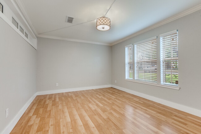 Building Photo - 9212 Rustlers Creek Dr