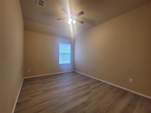 Building Photo - 2793 Cresent Lake Dr