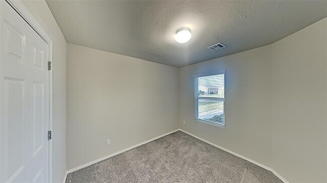 Building Photo - 4325 Umbria Rd