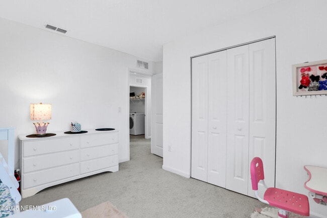 Building Photo - 669 Meadow Ridge Dr