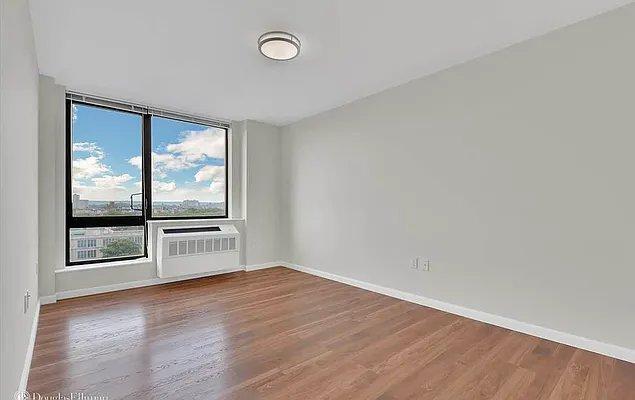 Building Photo - 2 bedroom in Bronx NY 10468