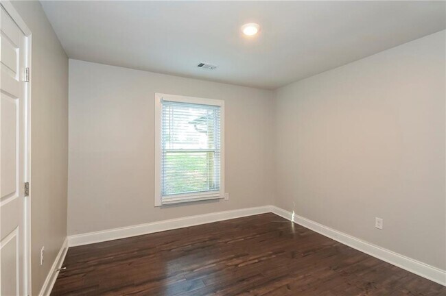 Building Photo - 3969 Carter Dr NW