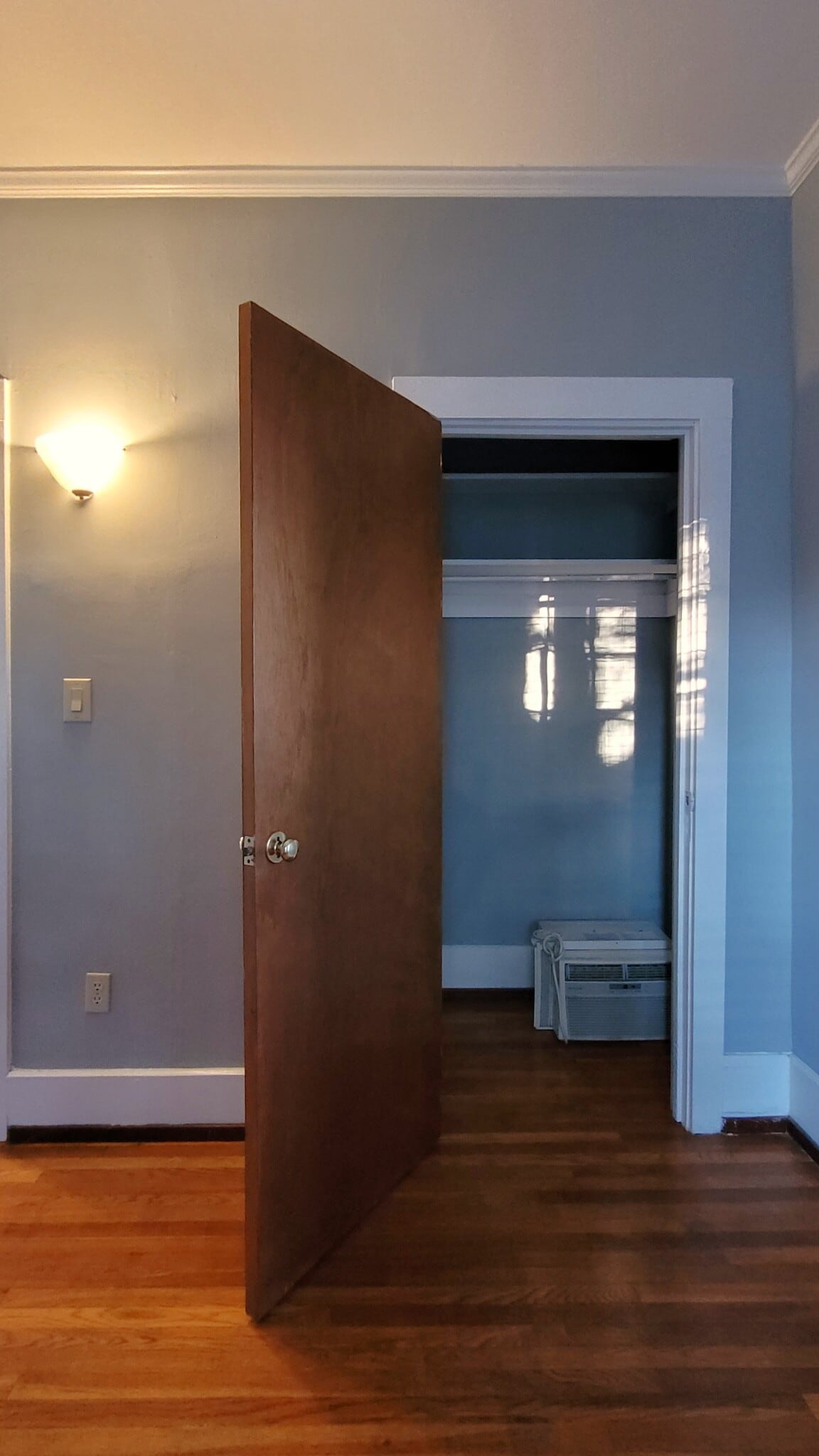 Bedroom Closet - 463 W Gray St
