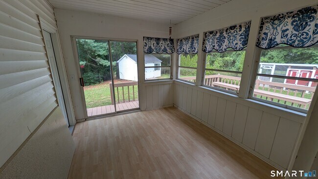 Building Photo - 166 Stevens Ln