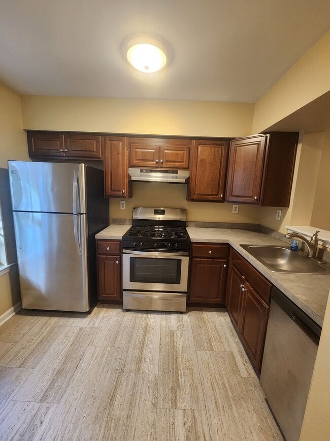 Building Photo - Patriot's Ridge 2 Bd / 1.5 Bth Condo in Central Bucks School District