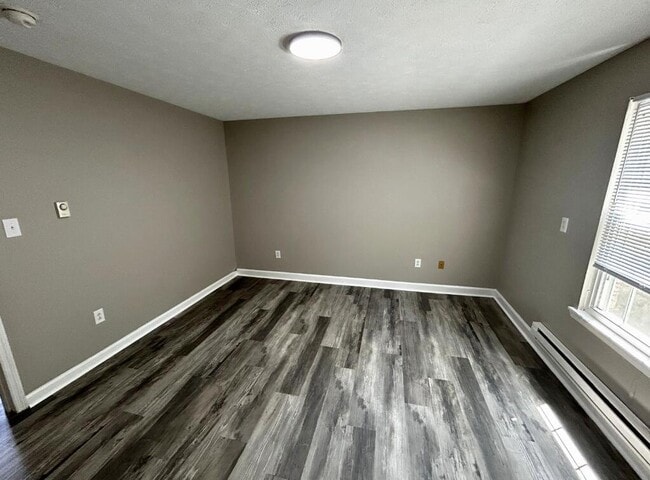 Building Photo - 124 Manna Dr