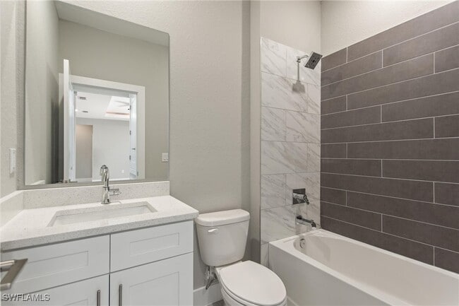 Building Photo - 3584 Laslo Ave