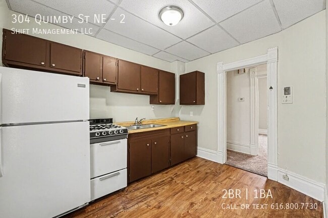 Building Photo - 304 Quimby St NE