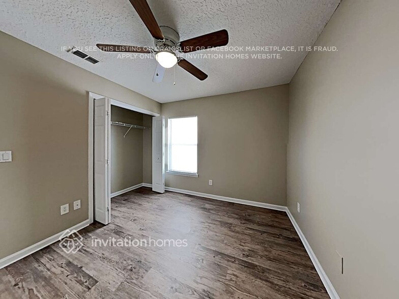 Building Photo - 3636 Live Oak Hollow Dr