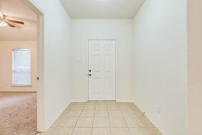Building Photo - 25831 Chapman Falls Dr