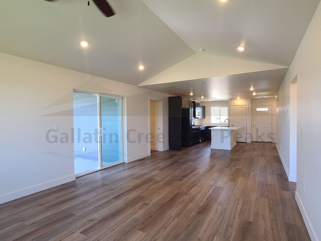 Building Photo - Brand New Single Level Home