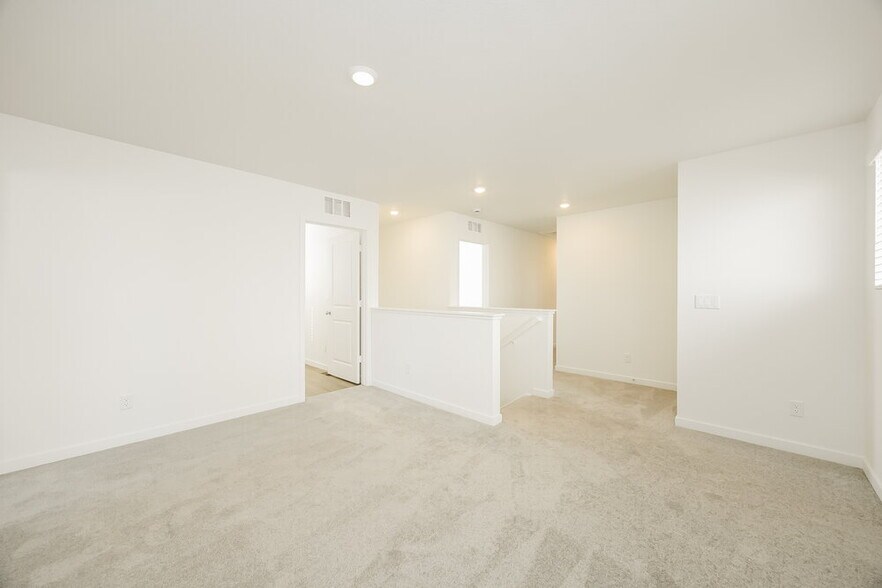 Building Photo - 8843 Blue Feather Lp