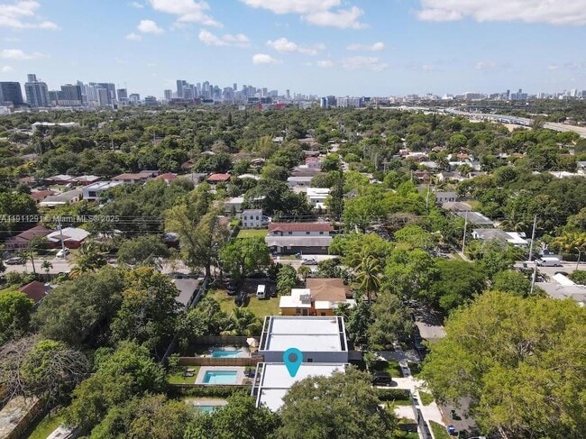 Building Photo - 5127 NW 5th Ave