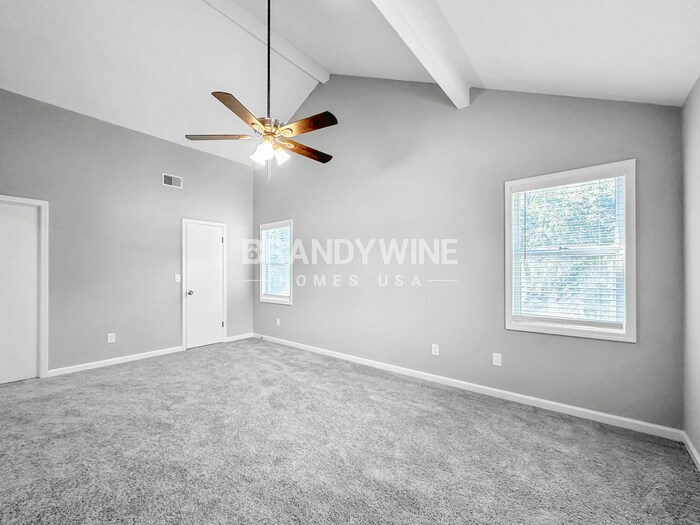 Building Photo - 3161 Summer Wood Cir