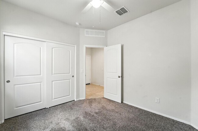 Building Photo - Rare Find! Spacious 3-Bed, 2-Bath + 3-Car ...